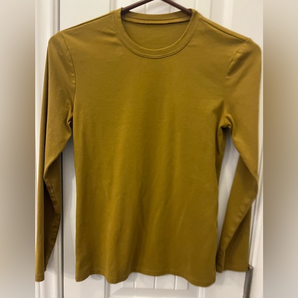 Long Sleeve Women's Top Medium Worn Once EUC - Picture 4 of 4